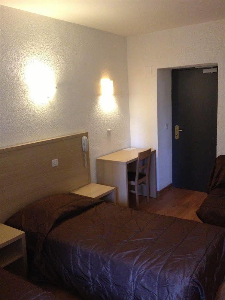 Holzer Ii Hotel 3*