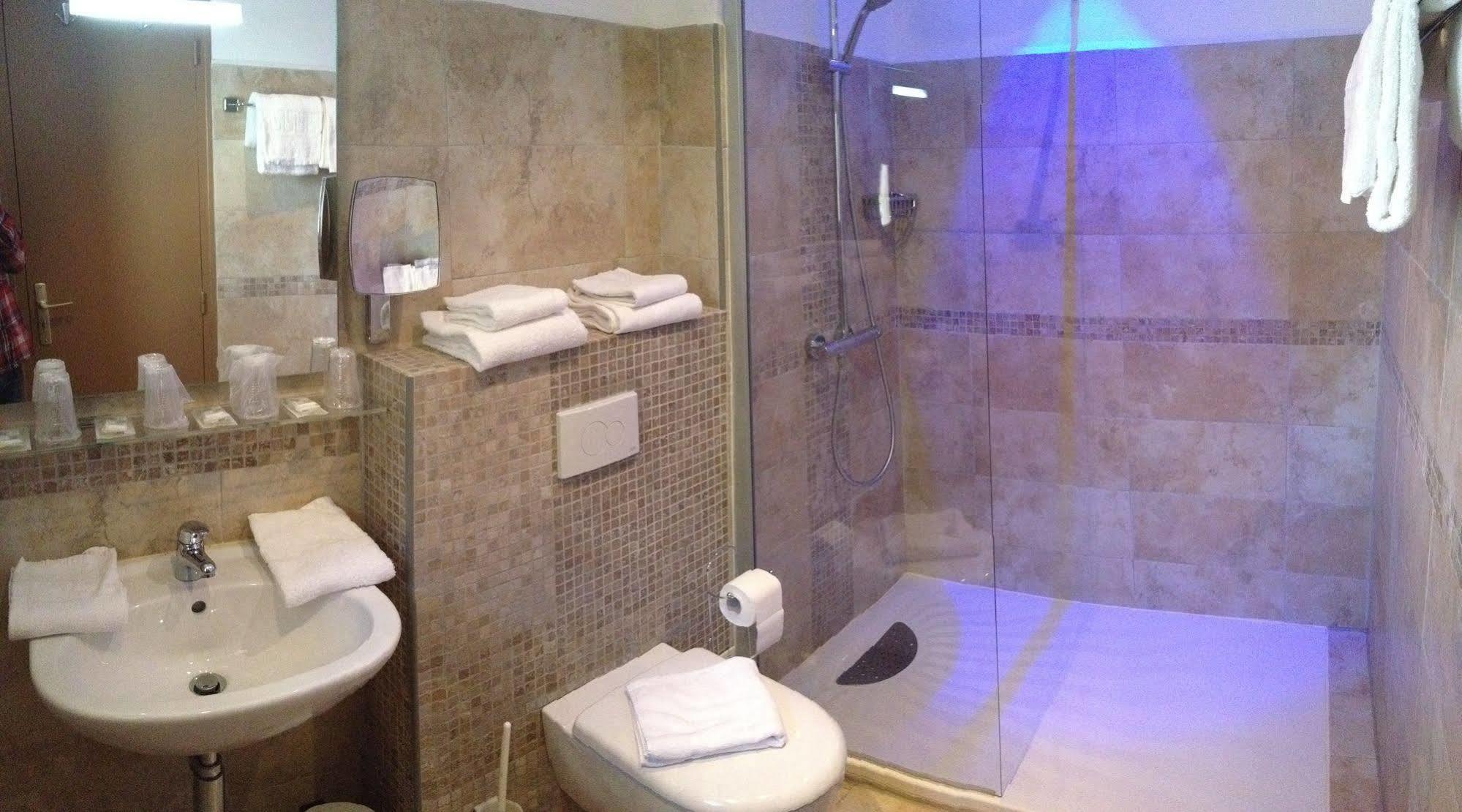 Holzer Ii Hotel Porto-Vecchio (Corsica)